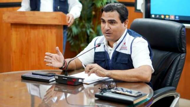 Gobernador anuncia compra de patrulleros y motos para reforzar seguridad ciudadana