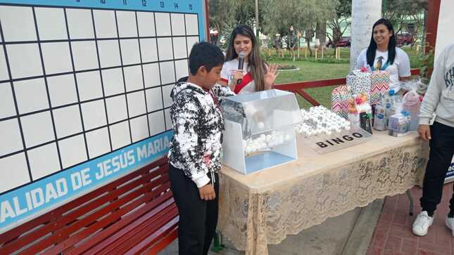 📣 Una jornada donde se compartieron risas ☺️, premios 🎁 y sobre todo unidad 🤝 vecinal