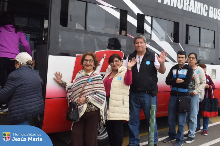 👏 Nuestros vecinos disfrutaron de un paseo interdistrital muy entretenido.
¡Permanezcan 🧐 atentos a nuestras redes sociales, seguiremos anunciando actividades para todos los jesusmarianos! 🙌