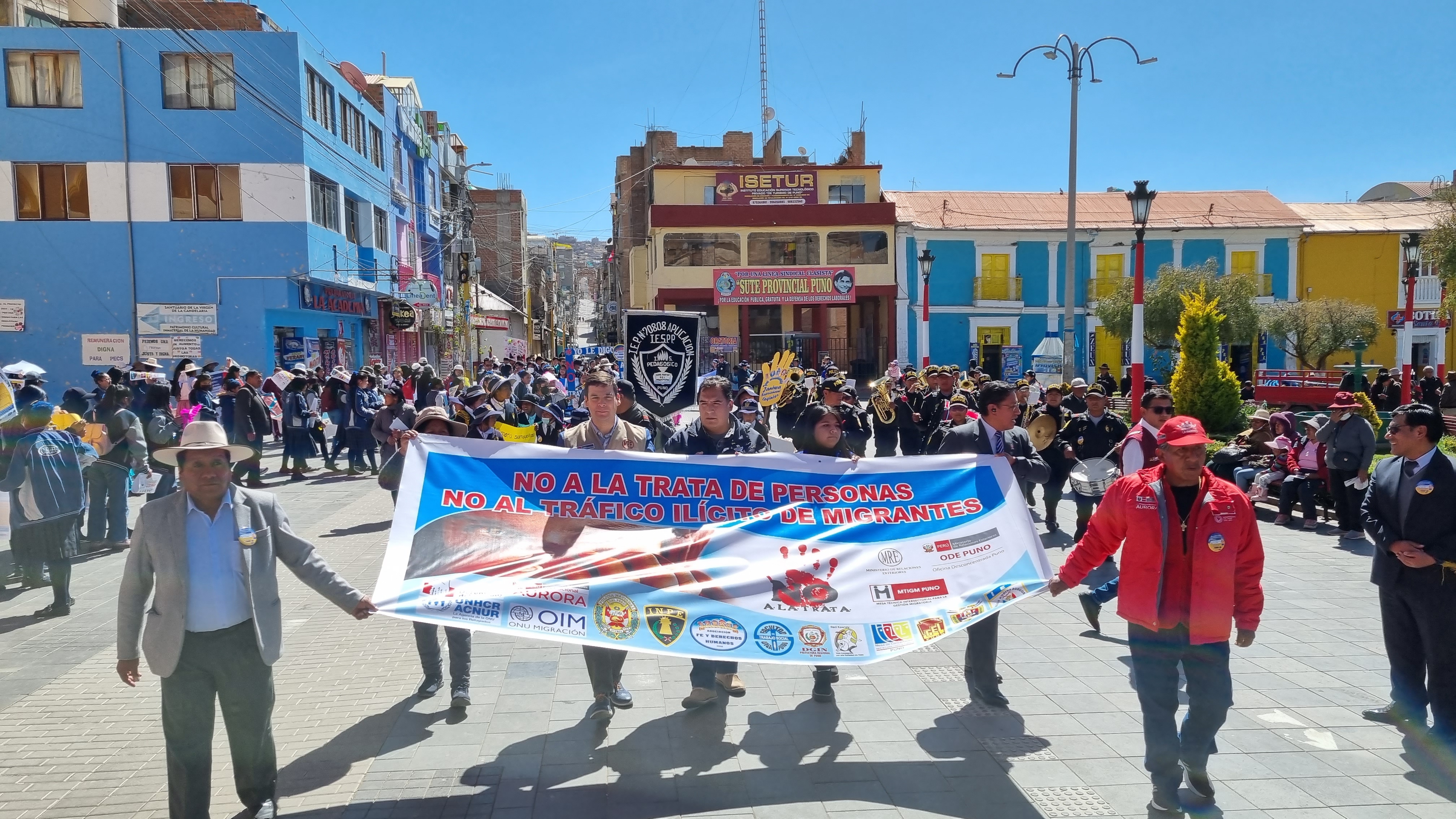 Pasacalle Cancillería Puno