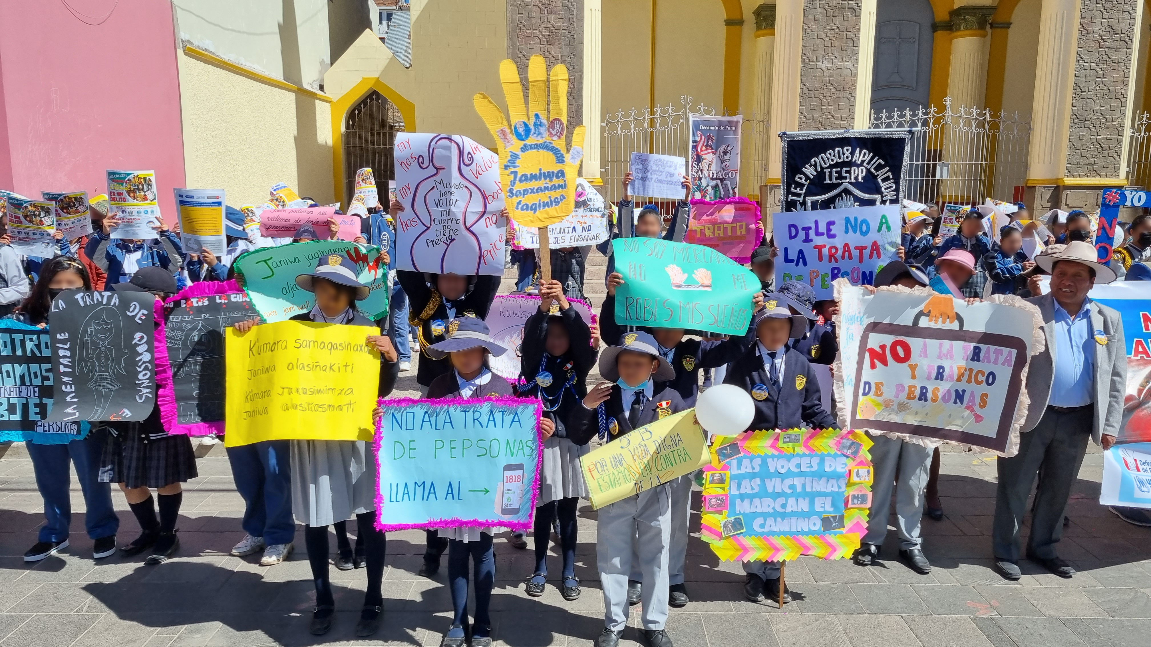 Pasacalle Cancillería Puno