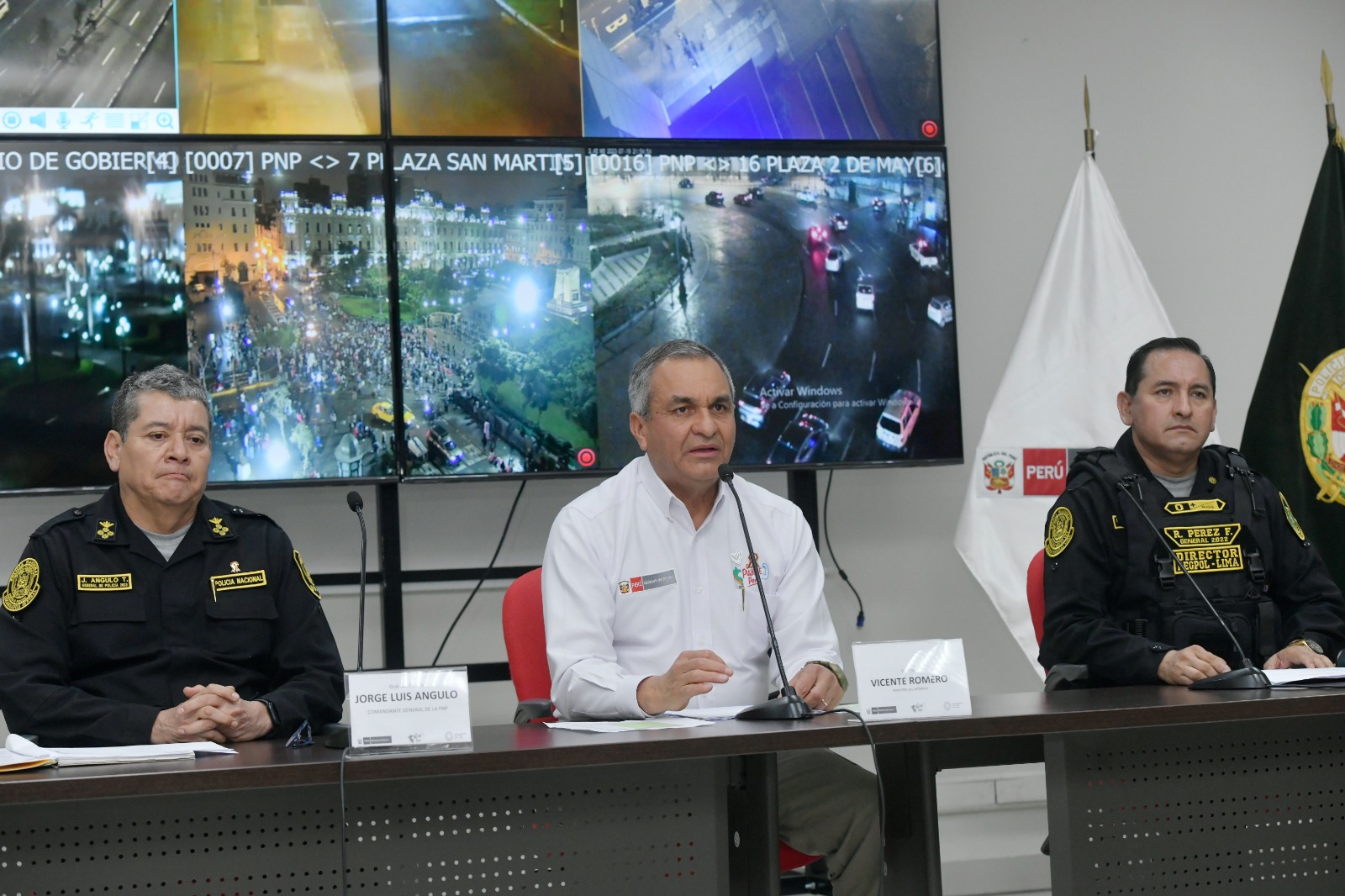 Ministro Romero y alto mando policial
