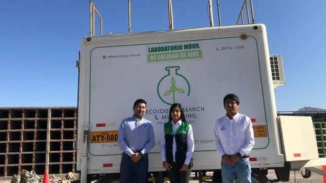 La comuna provincial inició el monitoreo para medición de la calidad de aire, acción ejercitada por un laboratorio móvil que cuenta con equipos automáticos y tecnología de micro – sensores con DAHS certificado por INACAL (NTP-ISO/IEC 17025:2017), la cual generará una corrida de datos en un período de 24 horas.