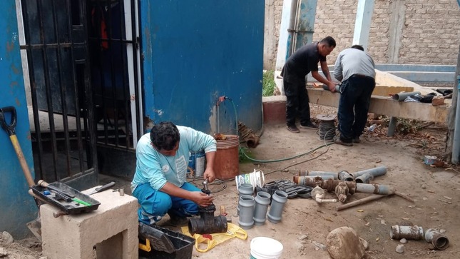Cambio de válvulas para garantizar suministro de agua