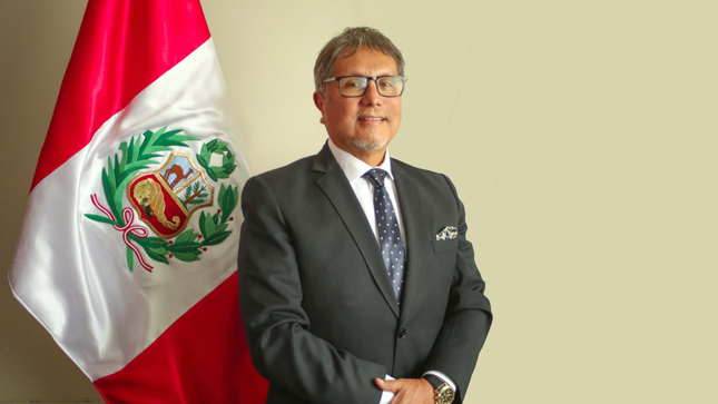 Dr. Roberto Fernando Peña Cruz es el nuevo director general de la Diris Lima Sur