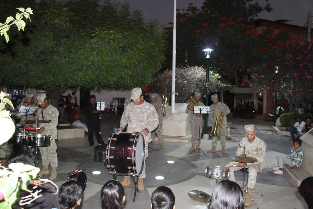 BANDA DE MUSICOS DEL EJERCITO