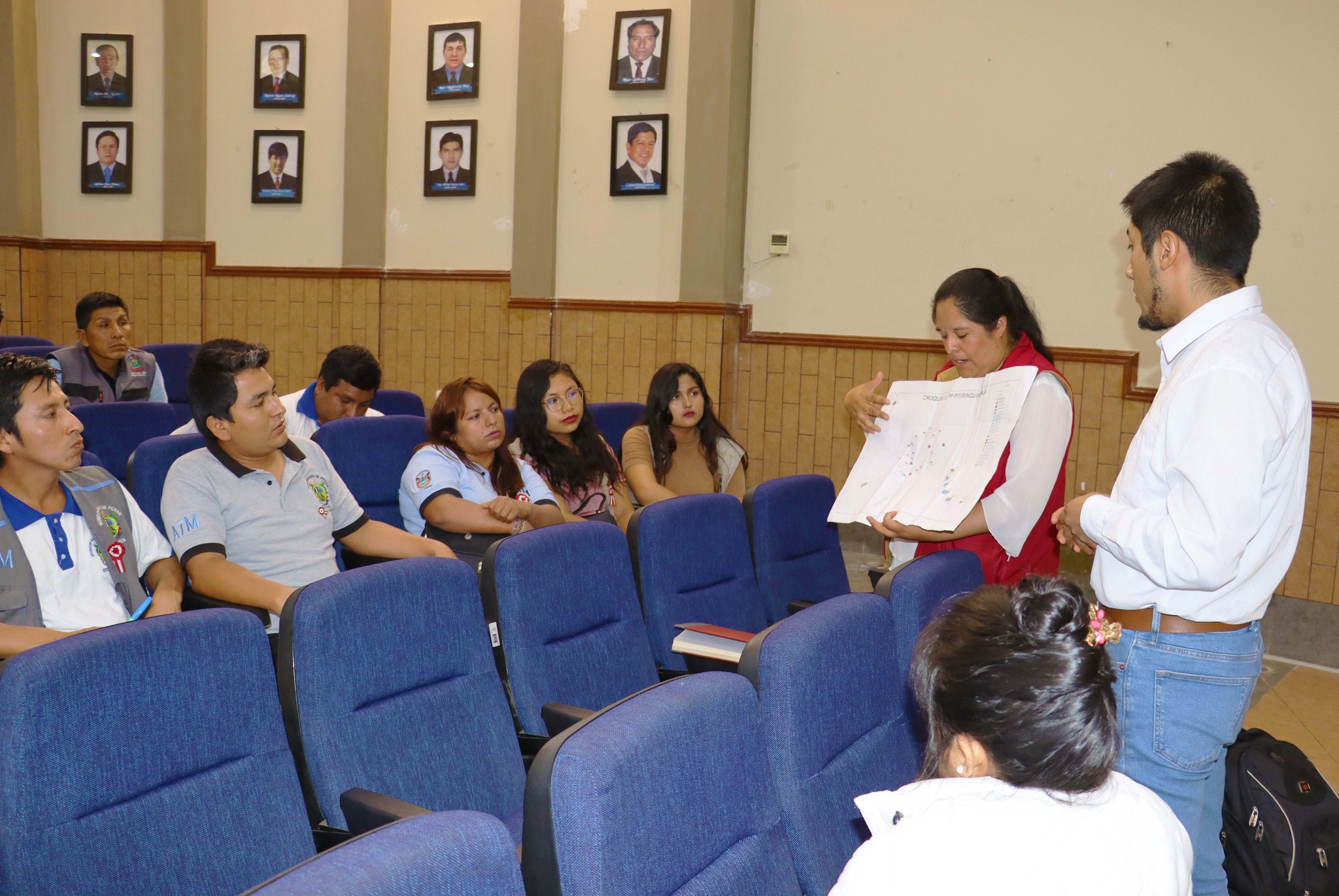 Equipo técnico participando en el Sello Regional