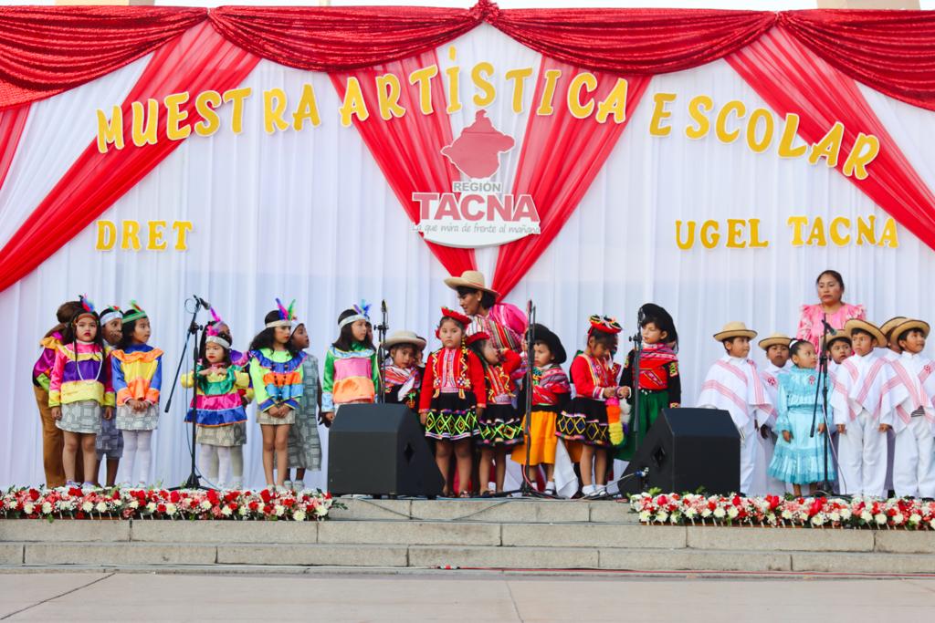 Identidad y talento se vivió en muestra artística escolar