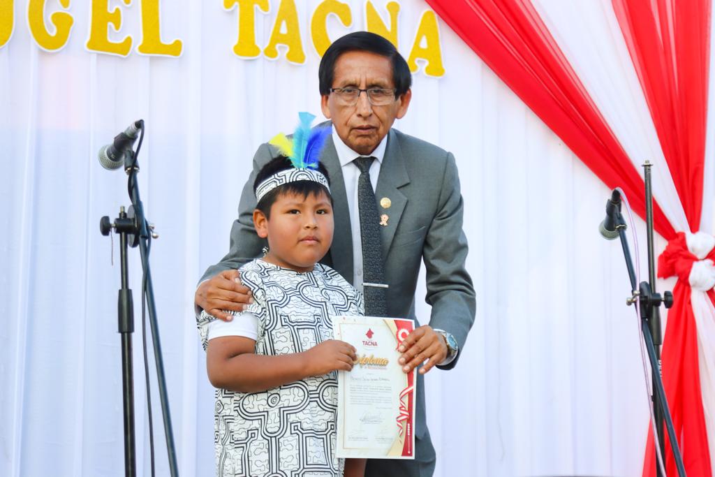 Identidad y talento se vivió en muestra artística escolar