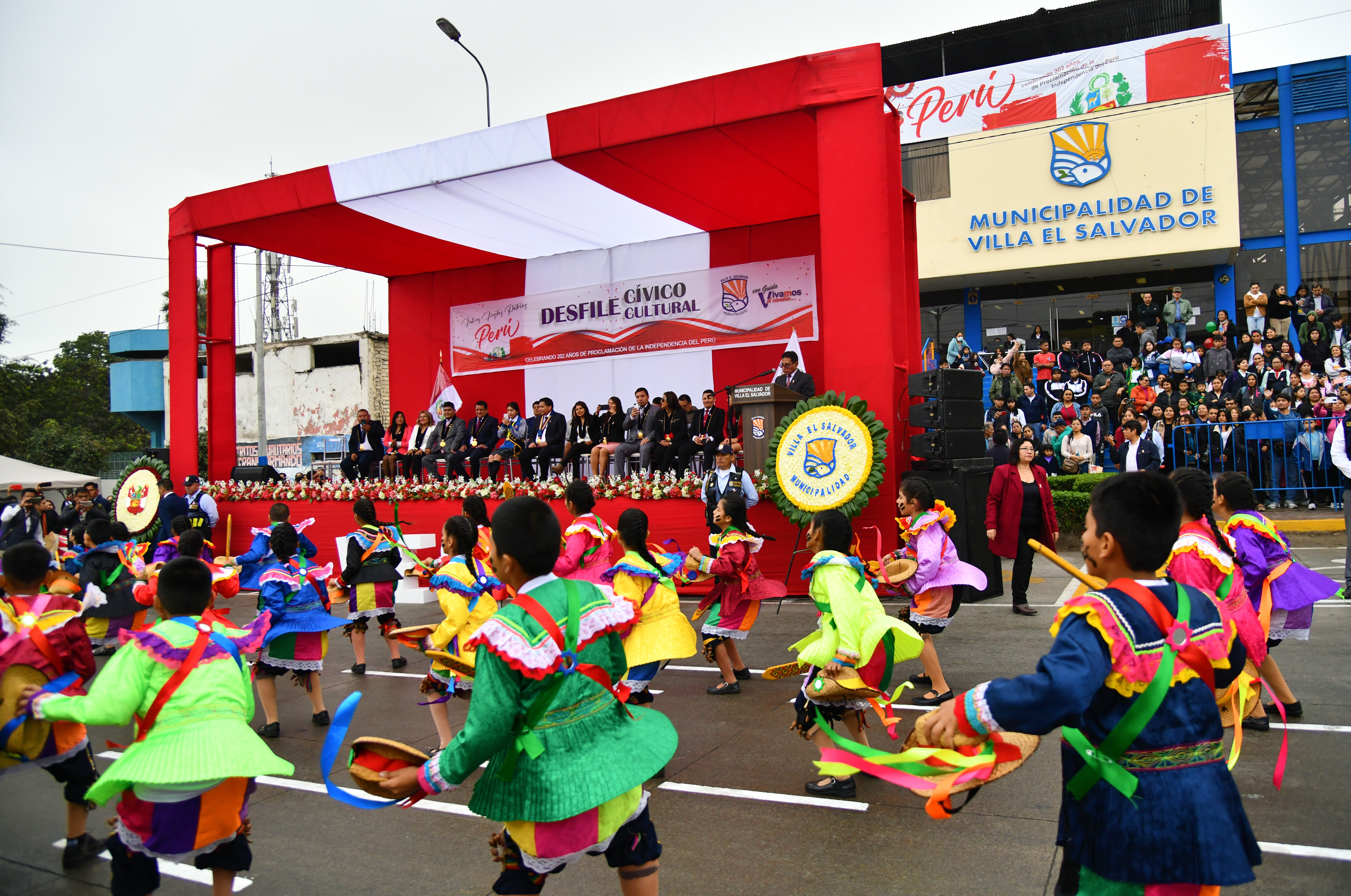 DESFILE
