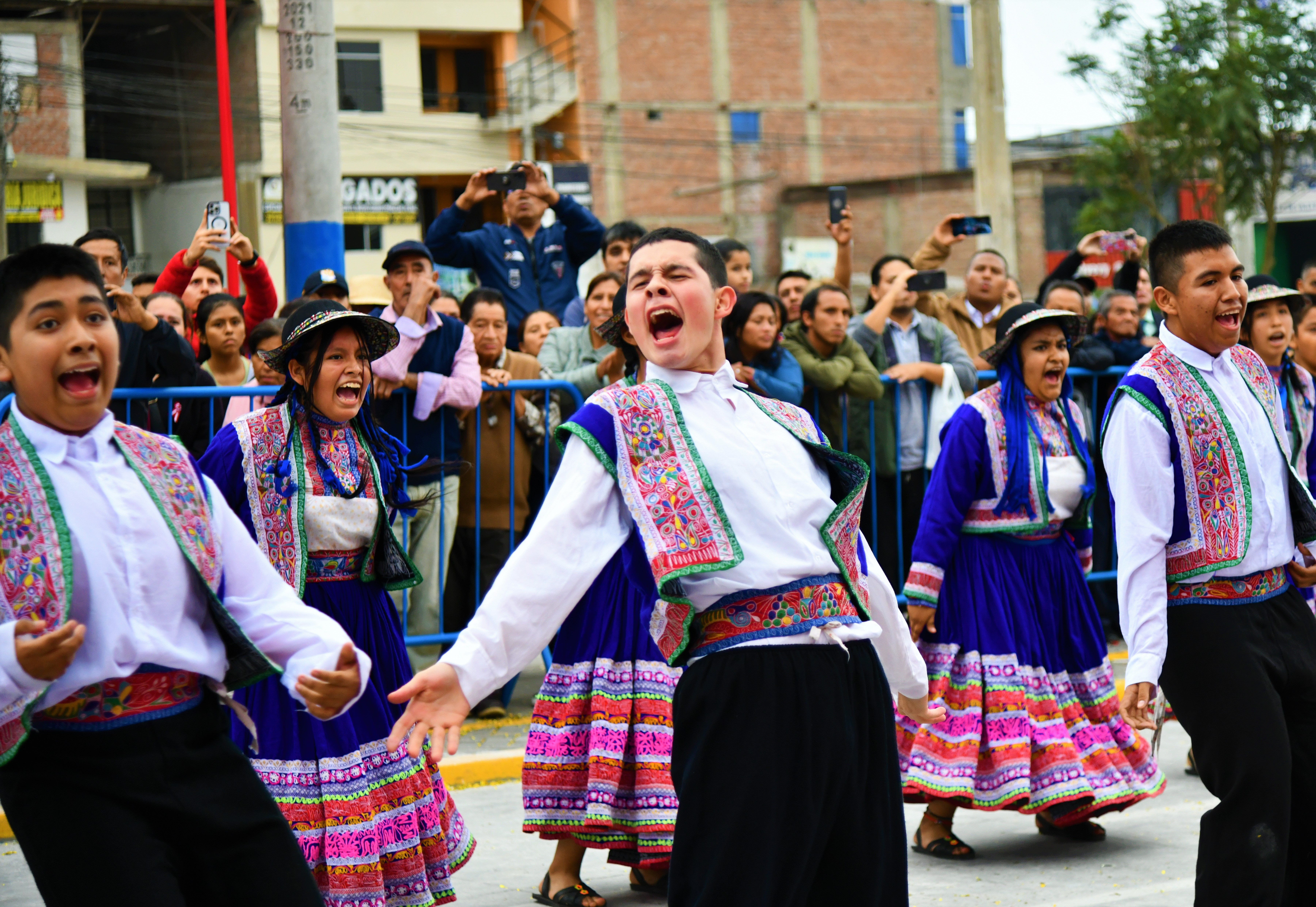 DESFILE