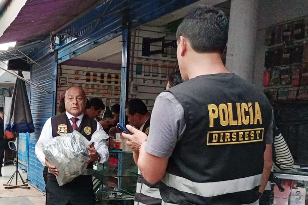 Policía Nacional incautó más de 8 mil celulares en operativos contra mercados negros