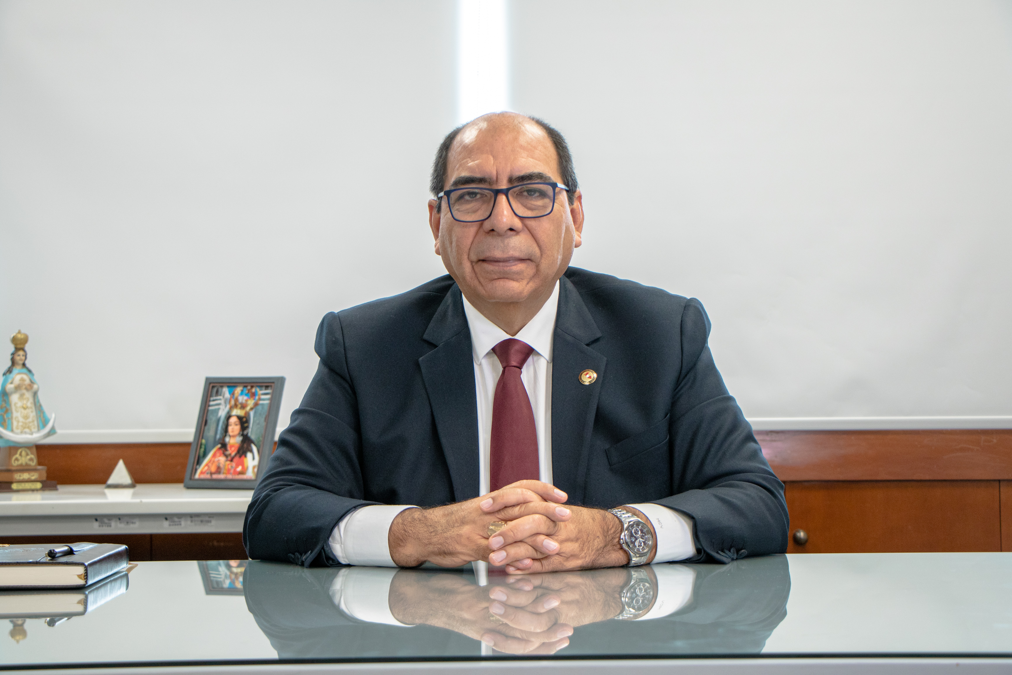 Entrevista al superintendente Manuel Castillo Venegas