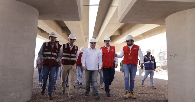 Continuando con las jornadas de Despacho Contralor en el interior del país, el contralor general, Nelson Shack Yalta, estuvo en la región Cusco los días 21 y 22 de julio, para supervisar obras relevantes para la población en las provincias de Cusco y Paucartambo,  así como reunirse con autoridades de la región, a quienes alertó que, al 30 de junio del presente año, existen 293 obras públicas paralizadas pertenecientes a entidades del Gobierno Nacional, Regional y Local, por lo que se requiere que las autoridades adopten medidas rápidas y urgentes para su reactivación y culminación.