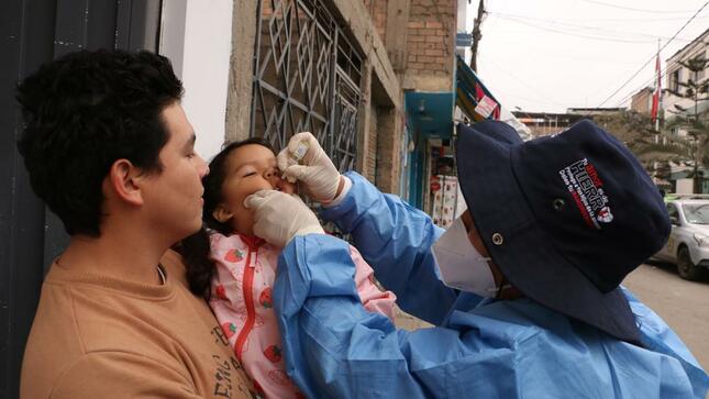 Minsa refuerza vacunación contra polio y sarampión en San Juan de Lurigancho 
