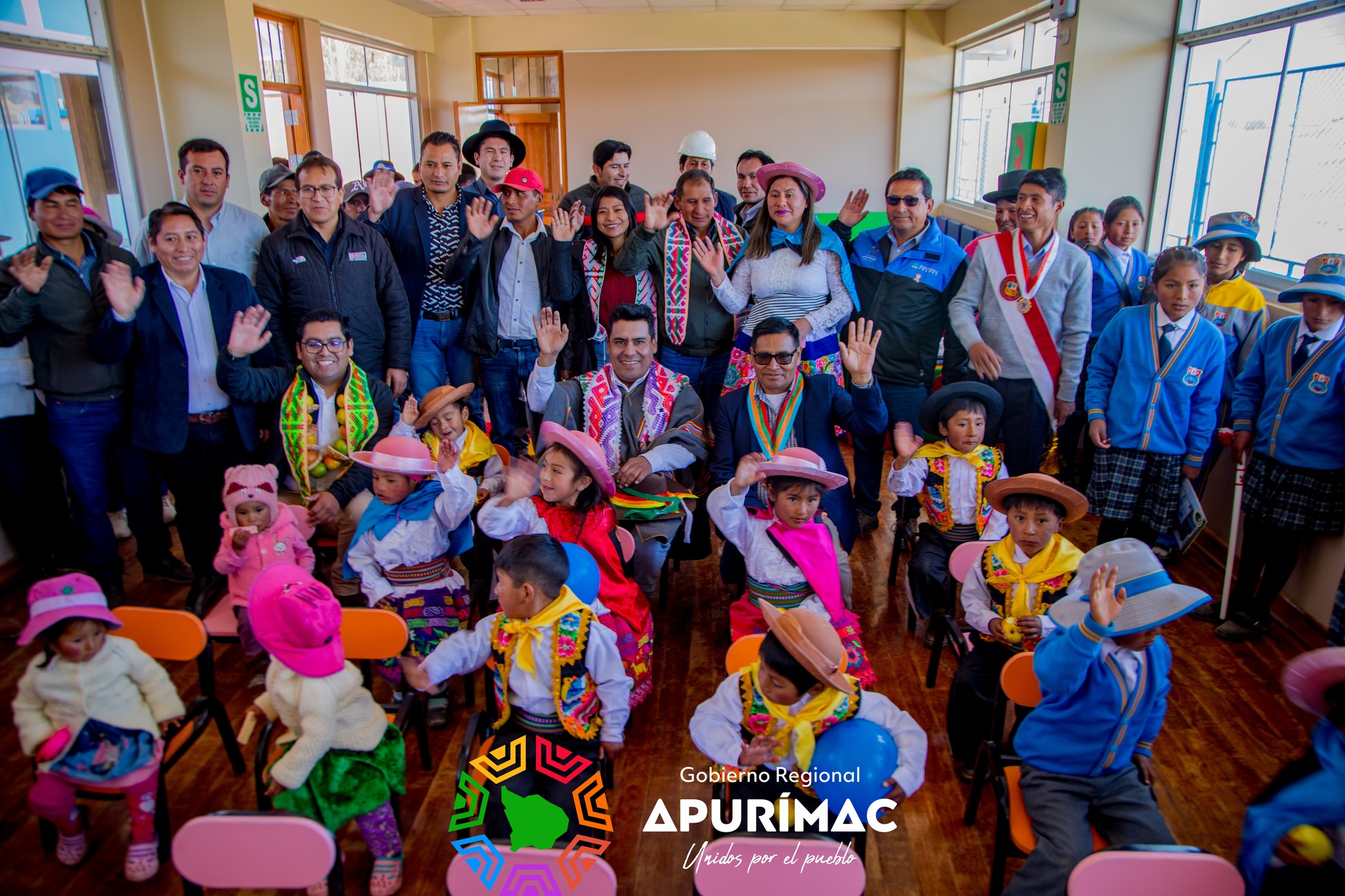Gobernador Regional Percy Godoy garantiza cierre de brechas de infraestructuras con entrega de moderna I.E. N° 299 de Cumanaylla en el distrito de José María Arguedas