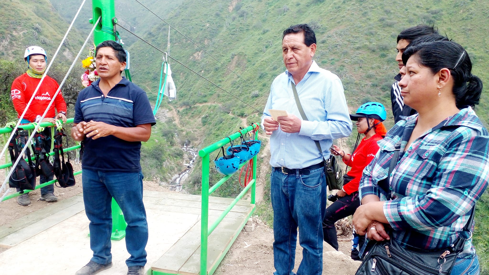 Alcalde de Surco Alfredo Quispe Participó en la inauguración del parque de aventuras en AYAS