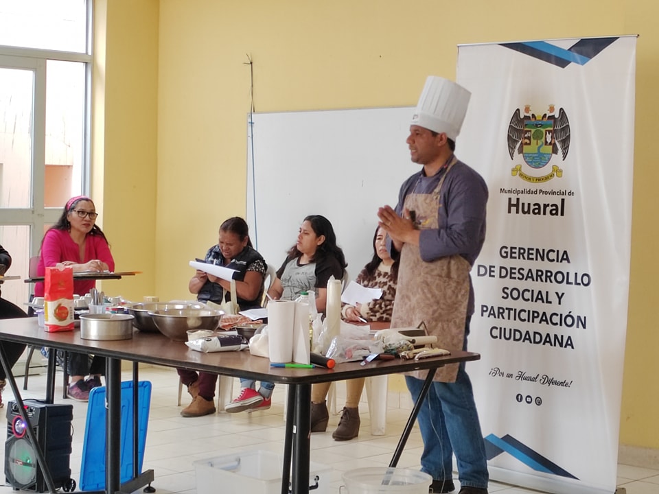 MPH realizó taller de repostería en beneficio de 80 madres como parte del programa “Mujer Crece y Emprende"