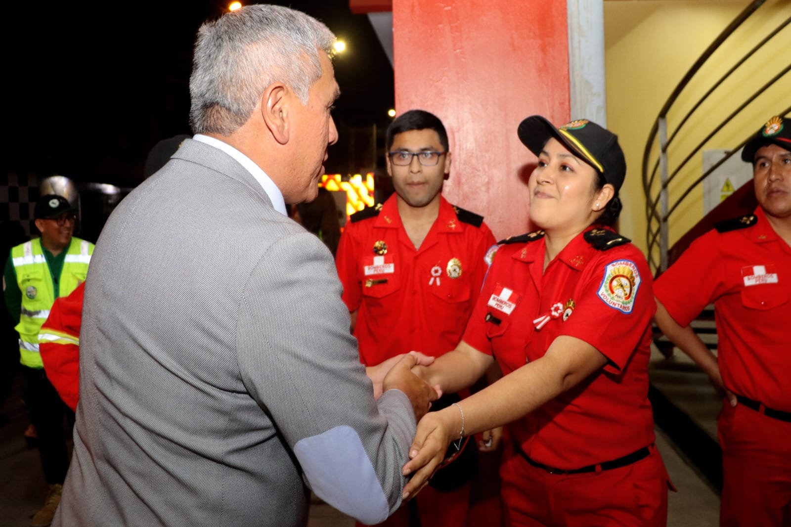 Alcalde Fernando Cárdenas Sánchez apadrinó inauguración de la Compañía de Bomberos N⁰ 44 - Huaral