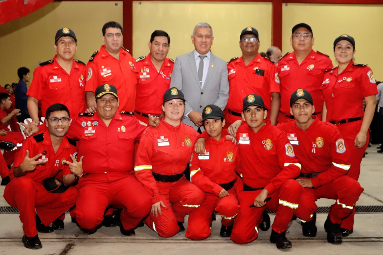 Alcalde Fernando Cárdenas Sánchez apadrinó inauguración de la Compañía de Bomberos N⁰ 44 - Huaral