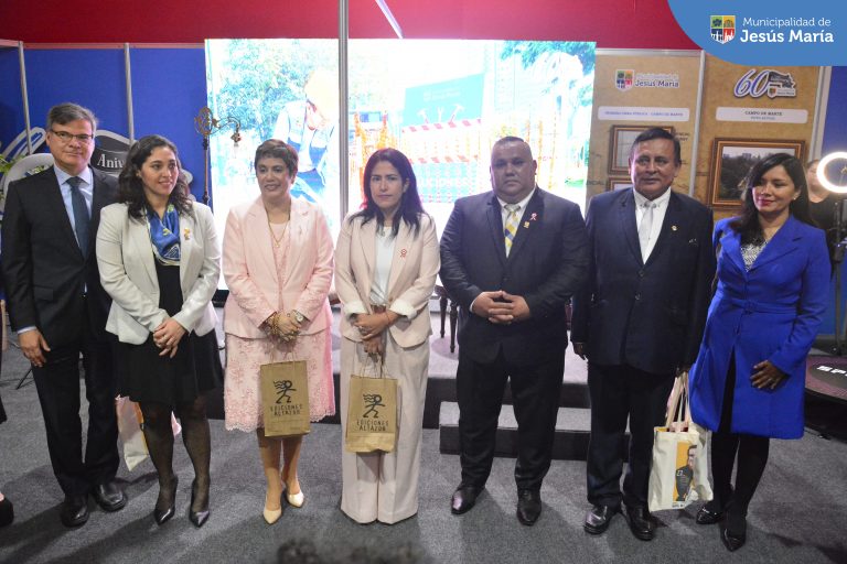 👉🏼 Ya puedes visitar nuestro stand en la Feria Internacional del Libro de Lima