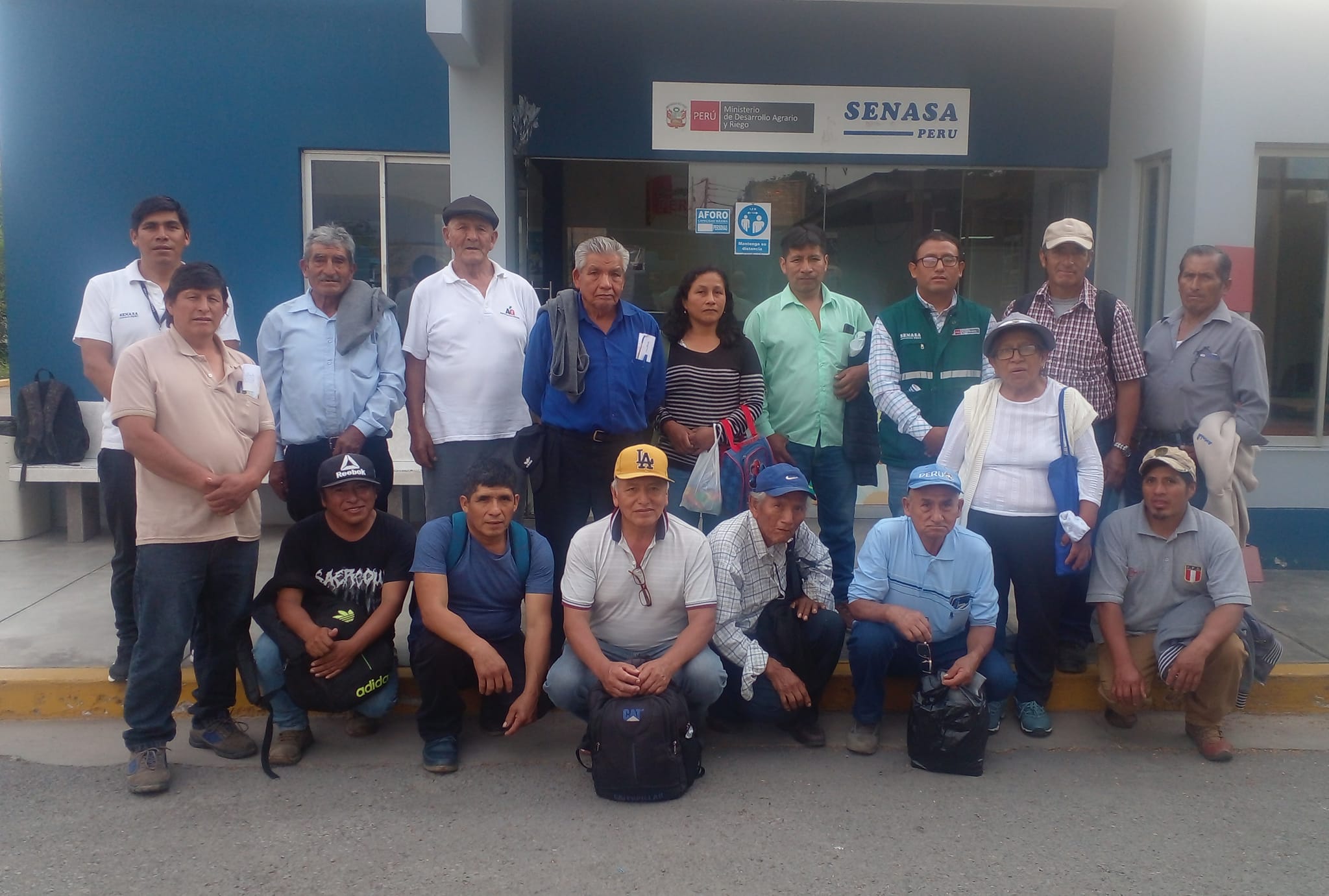 Delegación de Agricultores de songos y Ayas visitó los laboratorios de SENASA Ubicado en Ate.