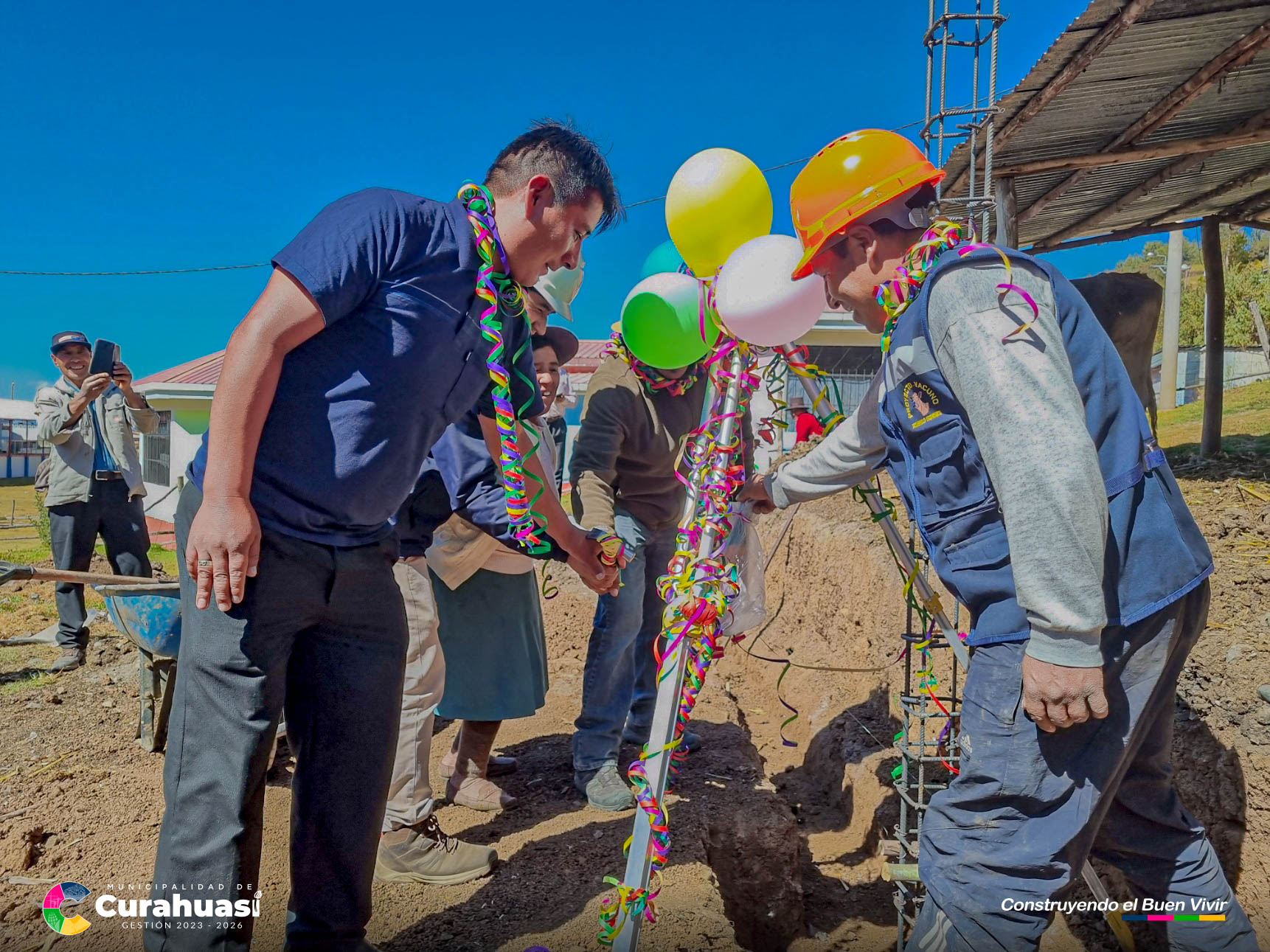 Proyecto Vacunos Inicio con la Construcción de Establos Ganaderos en Rumi Huasi.
