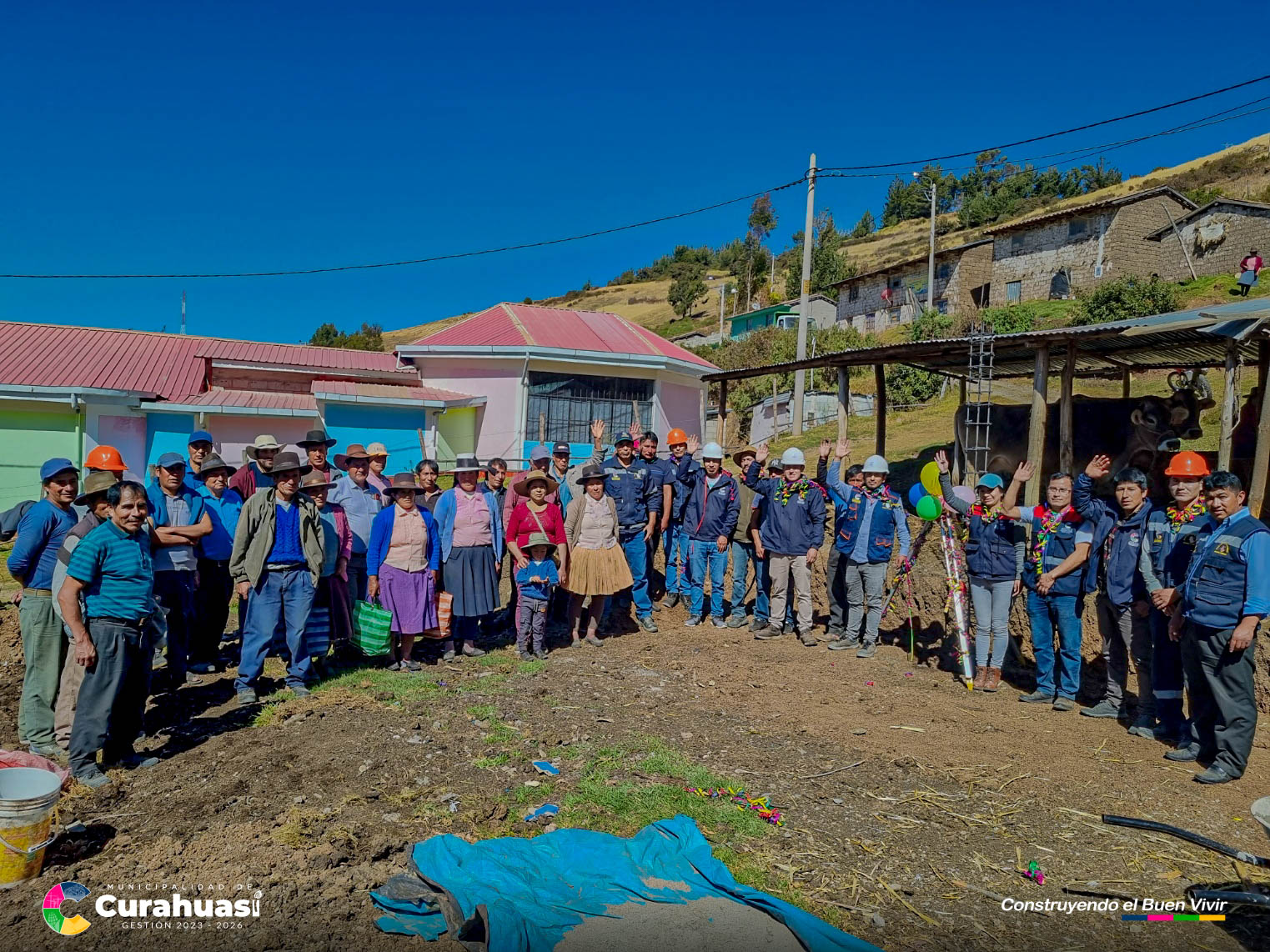 Proyecto Vacunos Inicio con la Construcción de Establos Ganaderos en Rumi Huasi.