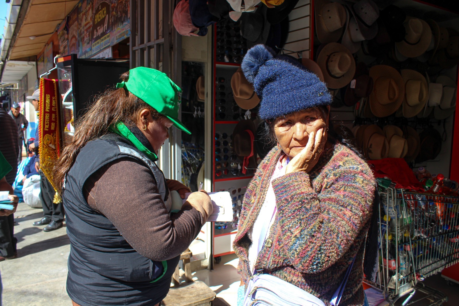 MPH sensibiliza a comerciantes
previo a feria de Santiago