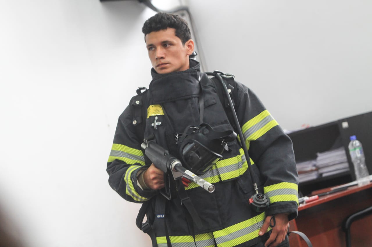 Se habló del equipamiento primordial del personal de la primera línea de emergencia