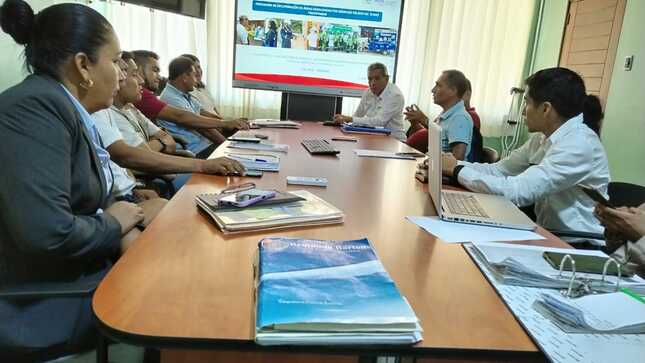 Unidad De Residuos Sólidos Expone Plan De Rutas De Barrido Para La Optimización Del Servicio De Limpieza Pública