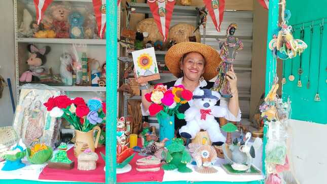 Artesanos De Sullana “PERÚ PARA EL MUNDO” Celebran Dos Años Exponiendo Sus Productos Al Costado Del Parque La Cultura 