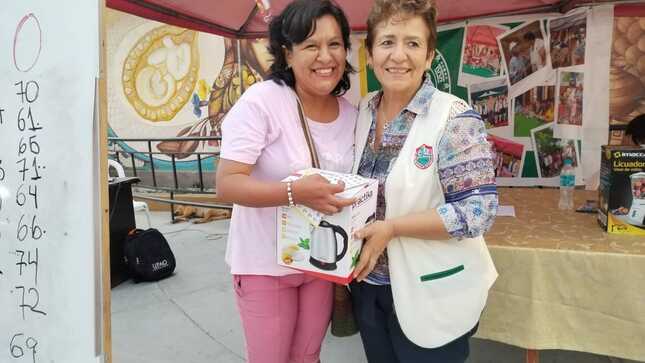Comité De Damas Capullanas En Acción Realizó Bingo Para Ayudar A Vecinos Enfermos Y De Escasos Recursos