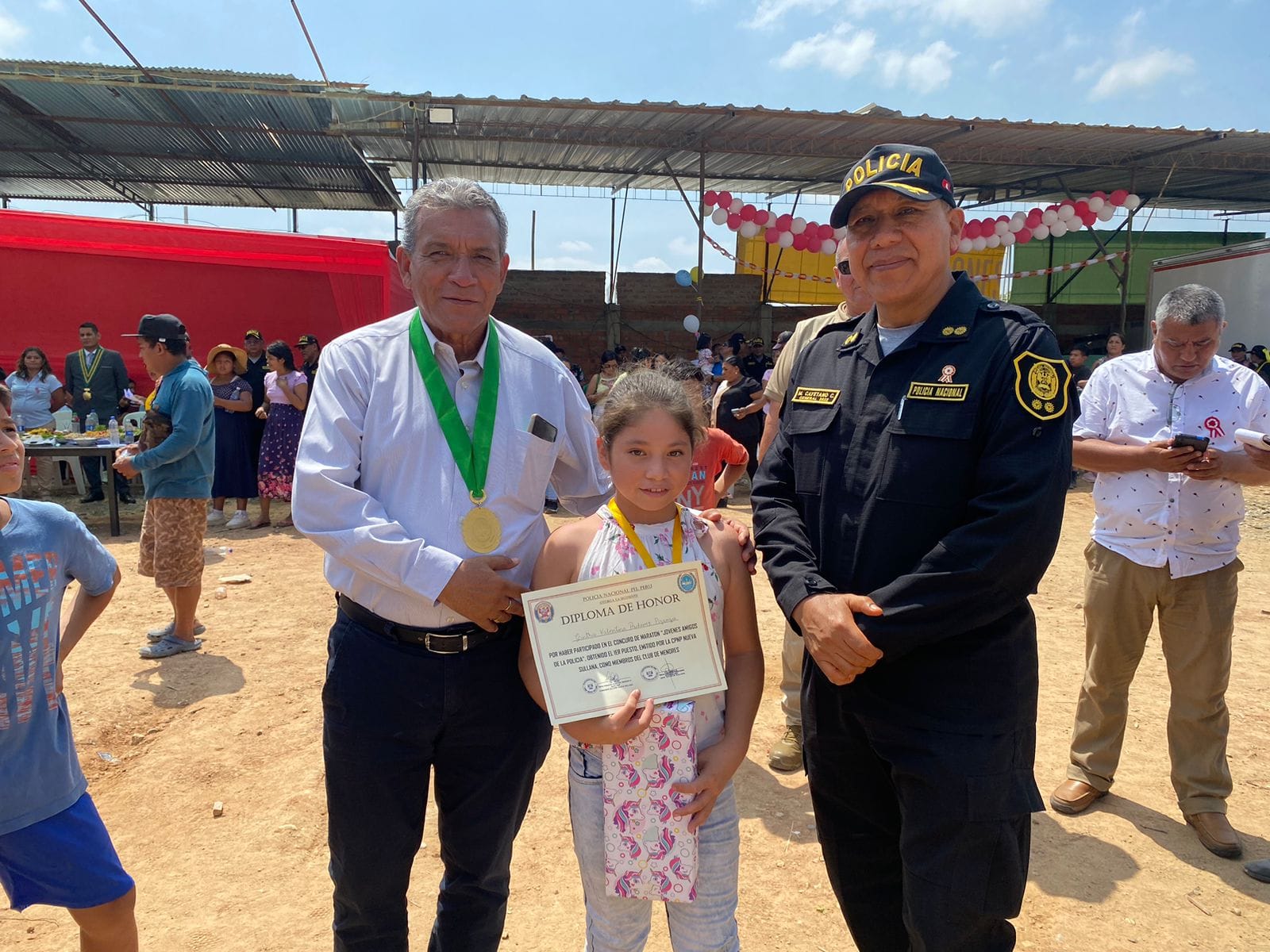 Alcalde Entrega Terreno A La Pnp Para Construcción De Comisaría En Nuevo Horizonte Sector "B"