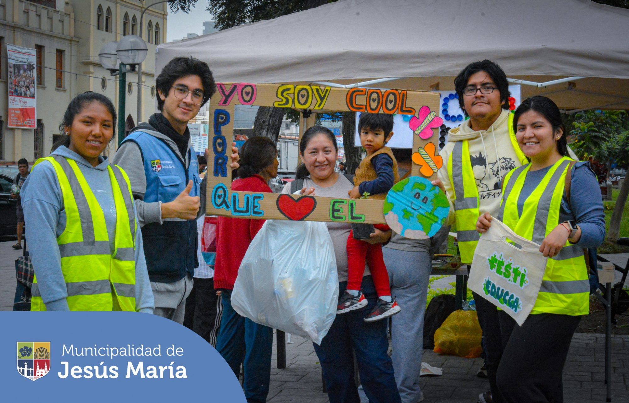 JesúsMaríaNatural 🌿 | Con el objetivo de fomentar valores hacia el cuidado y protección de nuestro mundo 🌎 y entorno se realizó una nueva edición de ♻️ Festi Educca ♻️ en la Plaza San José.