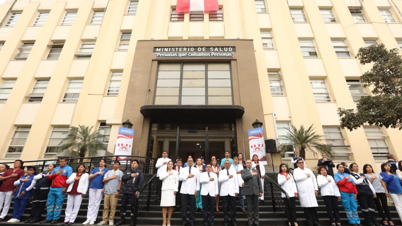 Ministro César Vásquez “Perú necesita una salud moderna, humana y eficiente