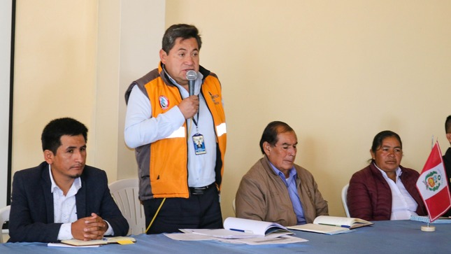 Reunión con las empresas de transporte de Huamanguilla con autoriades de las provincia de Huanta y Huamanga. 