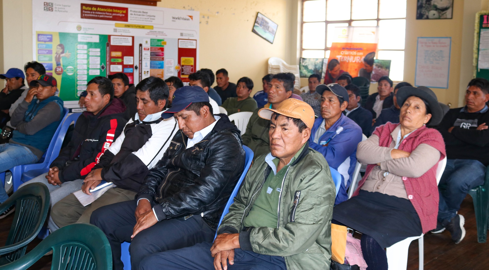 Reunión con las empresas de transporte de Huamanguilla con autoriades de las provincia de Huanta y Huamanga. 