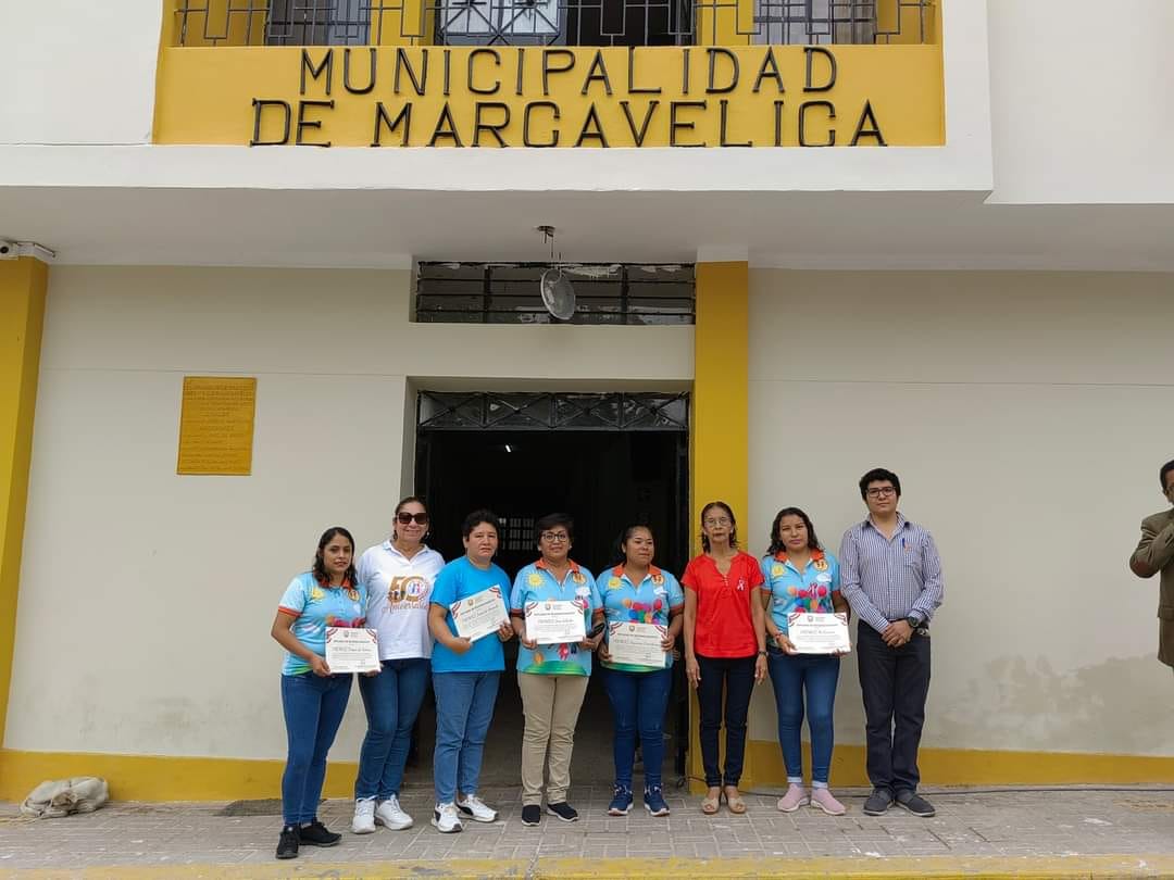 PRONOEIS celebraron la peruanidad con alegría y sabor