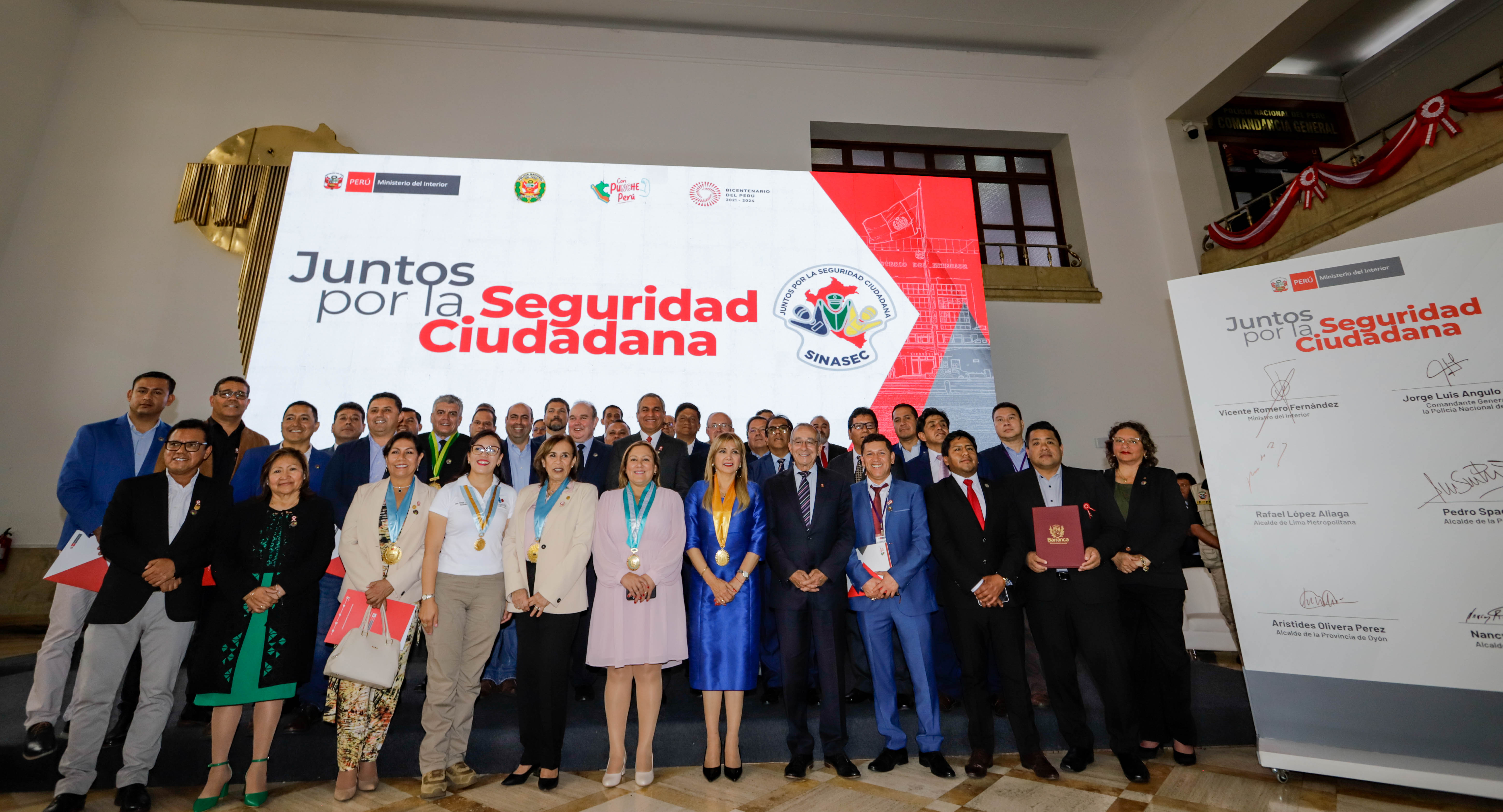 Trabajo conjunto: Alcaldes junto a PNP, sector privado y academia suscriben compromisos por la seguridad ciudadana