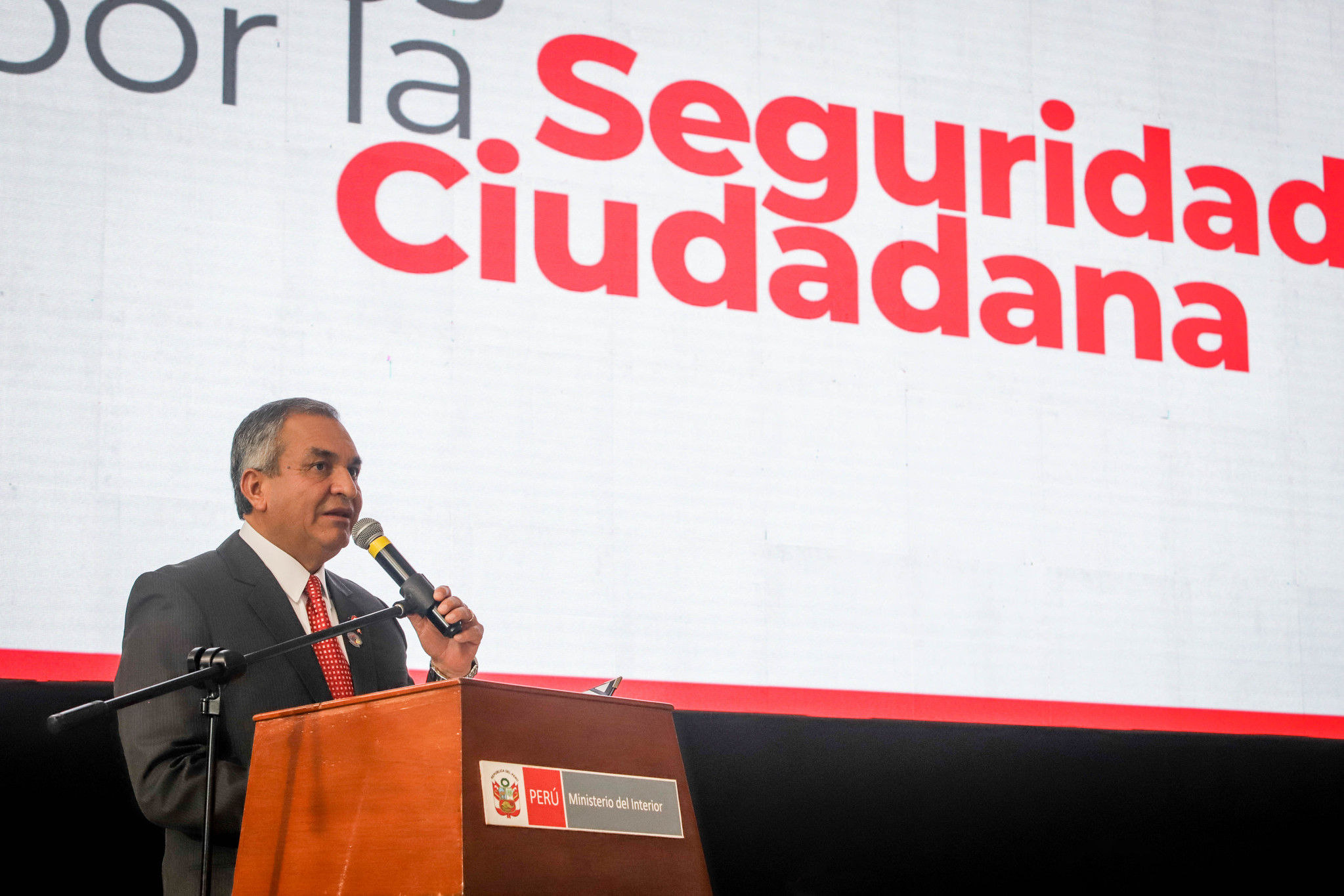 Trabajo conjunto: Alcaldes junto a PNP, sector privado y academia suscriben compromisos por la seguridad ciudadana