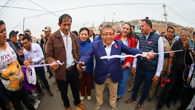 GORE Callao inaugura nuevas pistas y veredas en A. H. Los Cedros de Ventanilla