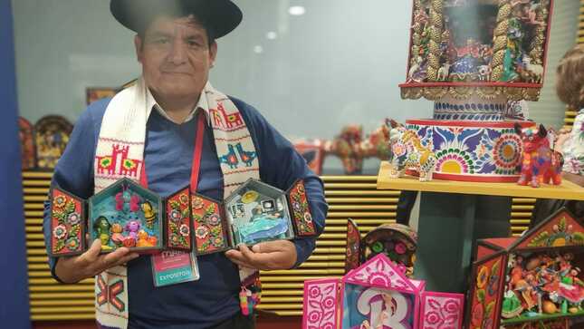 Ministerio de Cultura: Conoce los retablos ayacuchanos personalizados y otras novedades que se ofrecen en Ruraq maki