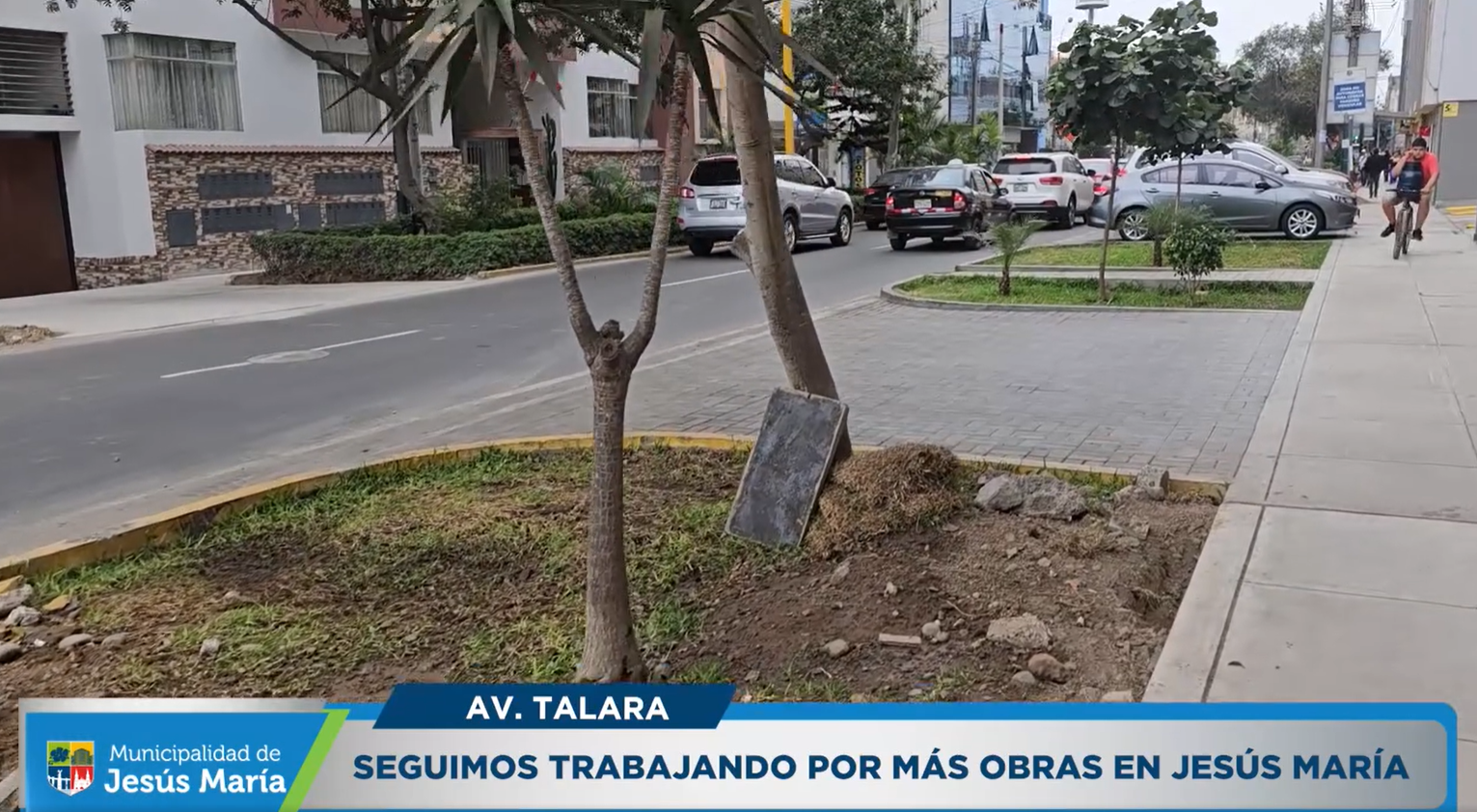 Con el objetivo de mejorar la transitabilidad de los peatones 🚶‍♂️ y vehículos 🚗, continuamos trabajando 🚧👷‍♂️ en la rehabilitación integral de la Av. Talara.
¡Pronto entregaremos la renovada vía en beneficio de todos los jesusmarianos y visitantes!
#JesúsMaríaSomosTodos #EsTiempoDeSoluciones