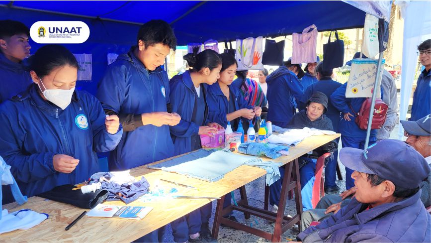 Estudiantes elaboran y promueven uso de bolsa ecológica confeccionada con material reciclado