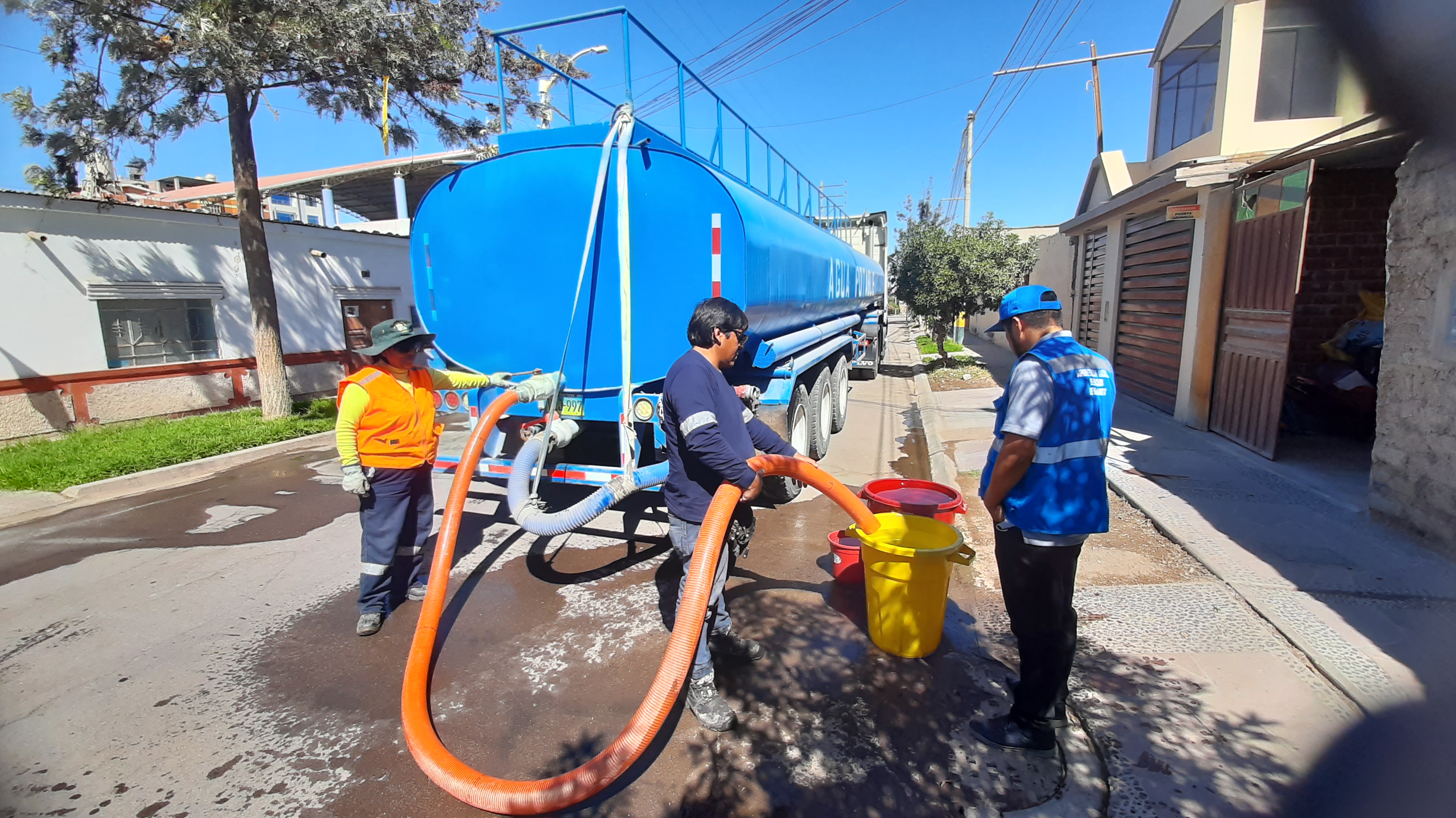 Sunass verifica abastecimiento de agua