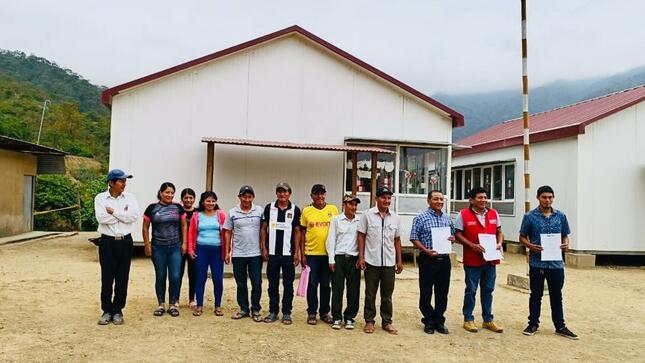 Pronied entregó terreno para iniciar obras de reconstrucción  de la  IE N.° 15189 en Huarmaca, Piura 