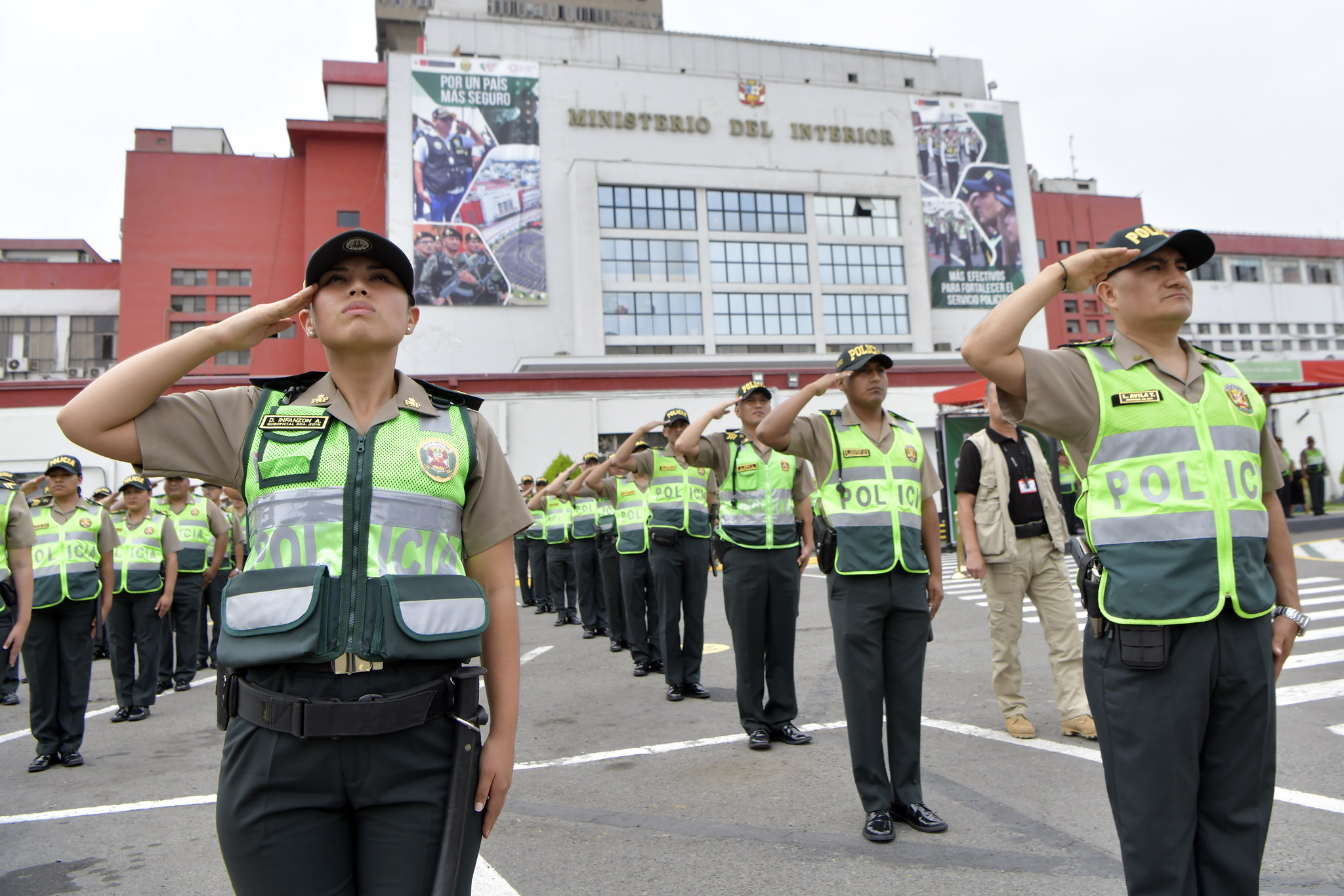 Propuesta de creación de nuevo grado policial busca cerrar brecha de falta de efectivos y fortalecer seguridad ciudadana