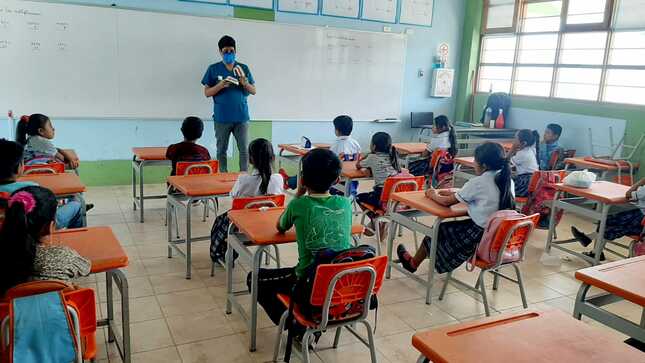  Charla educativa sobre el dengue y técnicas de higiene bucal