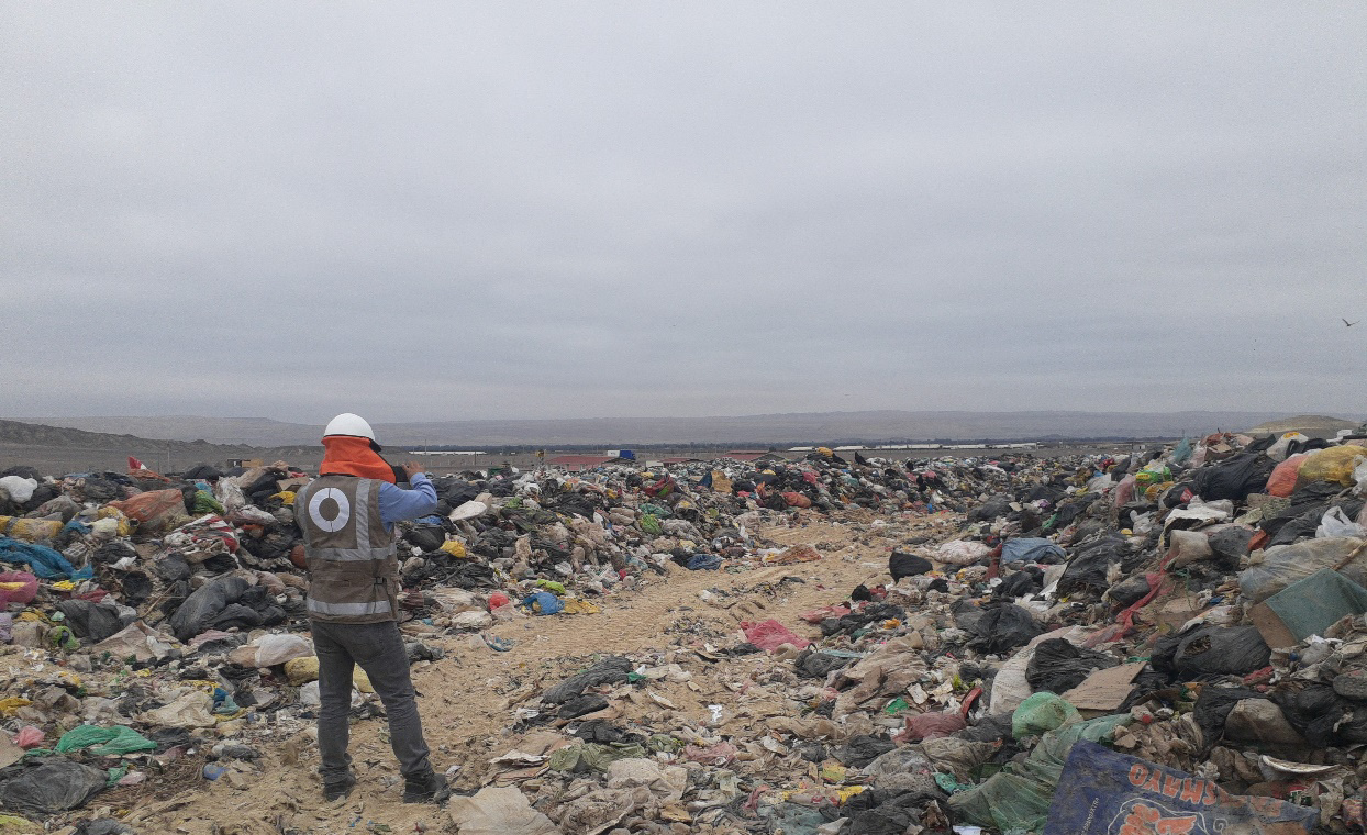 OEFA busca mejorar la gestión ambiental en relleno sanitario de Ica